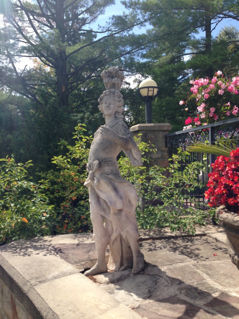 Grounds at the Terracotta Inn
