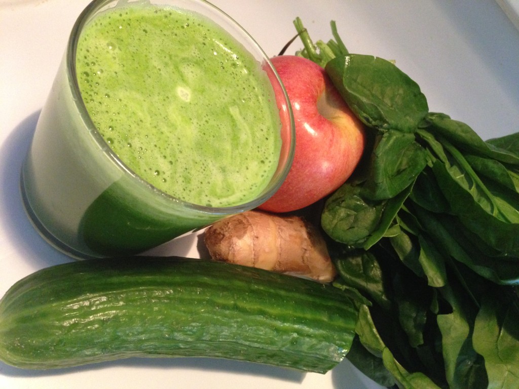 Green Juice - Spinach, Apple, Cucumber, Ginger
